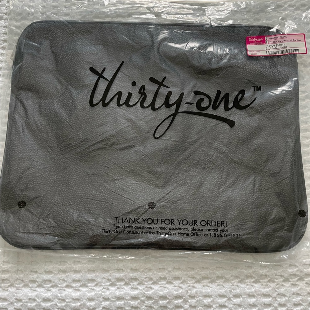 Laptop sleeve